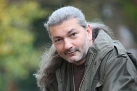Daniel Hůlka je lamač ženských srdcí.