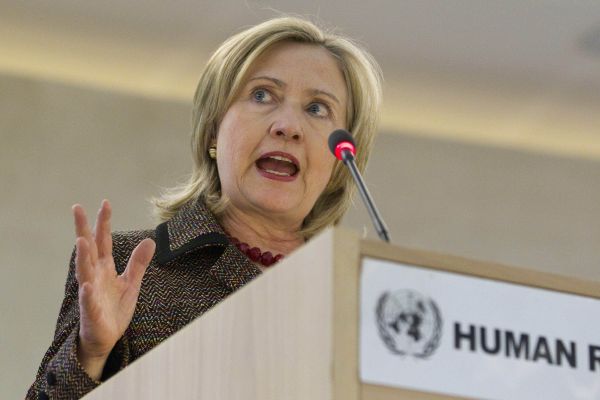 Hilllary Clintonová chce podpořit libyjský lid v touze po demokracii. Hilllary Clintonová chce podpořit libyjský lid v touze po demokracii.