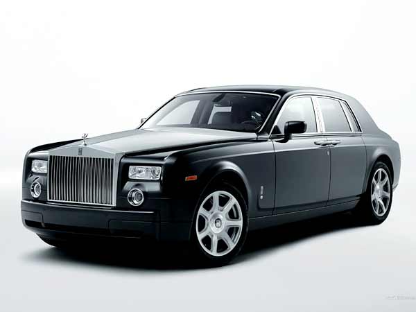 Rolls-Royce Phantom se zřejmě dobře prodává (ilustrační foto).