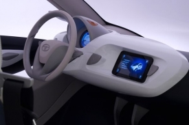 Řekli byste, že interiér vznikl v indické automobilce? Má světové parametry. 