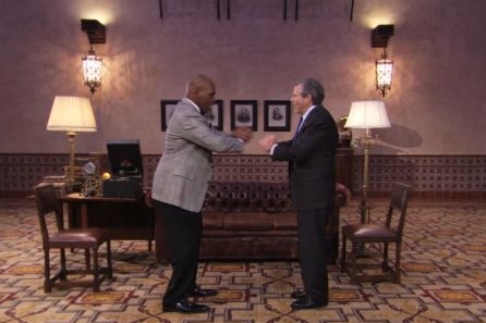 Mike Tyson vede s blábolením George Bushe předem prohraný boj.