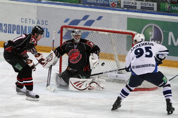 Omsk nakonec 1. kolo KHL zvládl.