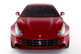 Ferrari FF, čtyřmístný supersport s pohonem všech kol.