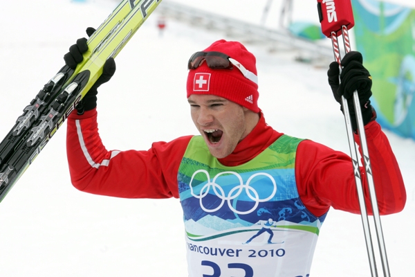 Švýcar Cologna, vítěz skiatlonu v Lahti i Světového poháru. Švýcar Cologna, vítěz skiatlonu v Lahti i Světového poháru.