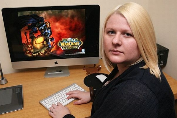 Susie Hamptonová bojuje se závislostí na počítačových hrách.