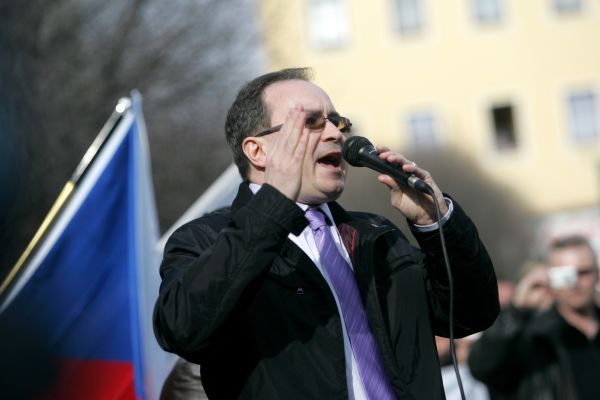Předseda DSSS Tomáš Vandas. Předseda DSSS Tomáš Vandas.