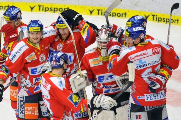 Pardubice sbírají v play-off samé výhry. Zastaví jejich cestu Vítkovice? Pardubice sbírají v play-off samé výhry. Zastaví jejich cestu Vítkovice?
