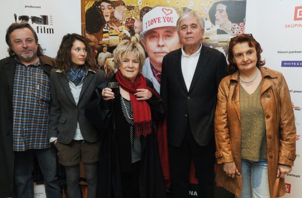 Odcházení bude mít premiéru již ve středu 23. března. Odcházení bude mít premiéru již ve středu 23. března.