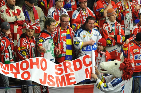 Pardubické fanoušky zmlátili v Ostravě.