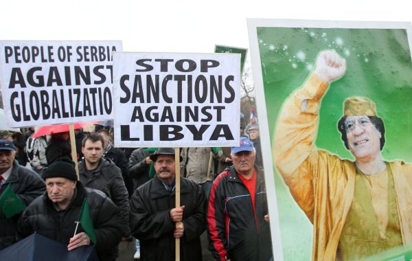 Demonstrace v Srbsku, neděle 20. března 2011. 