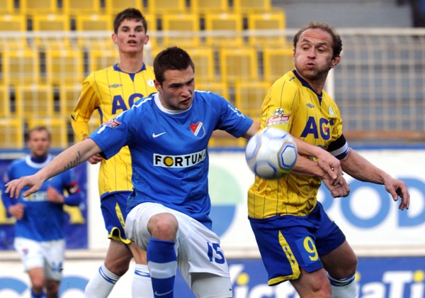 Baník v Teplicích vyhořel. Baník v Teplicích vyhořel.