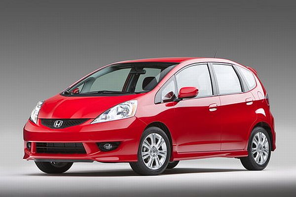 Malá Honda Fit (v Evropě Jazz) je nyní v USA velice žádaným zbožím.