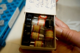 Vzorky z prvního experimentu, který Miller provedl v roce 1953.