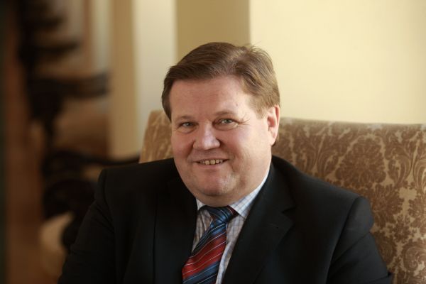 Novopečený místopředseda Senátu Zdeněk Škromach. Novopečený místopředseda Senátu Zdeněk Škromach.