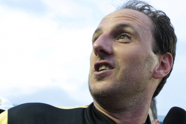 Rogério Ceni během oslav svého 100. gólu.