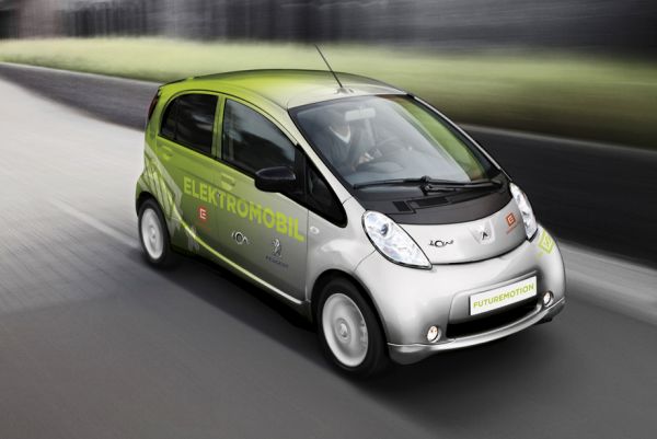 V Brně se představil i elektromobil Peugeot iOn.