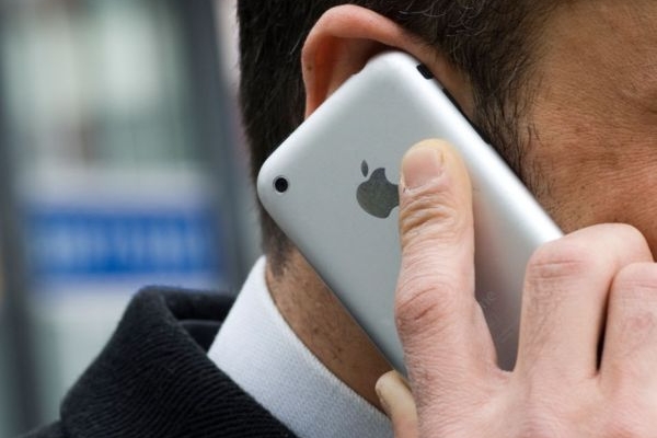 Apple zneužil patentů Nokie, tvrdí její právníci. Apple zneužil patentů Nokie, tvrdí její právníci.