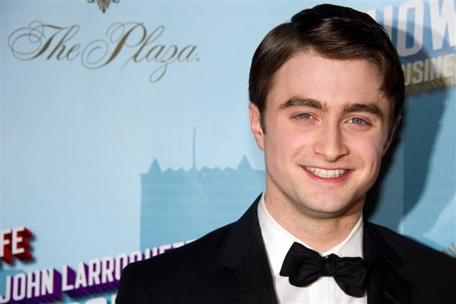 Daniel Radcliffe na noční party k muzikálu zářil.