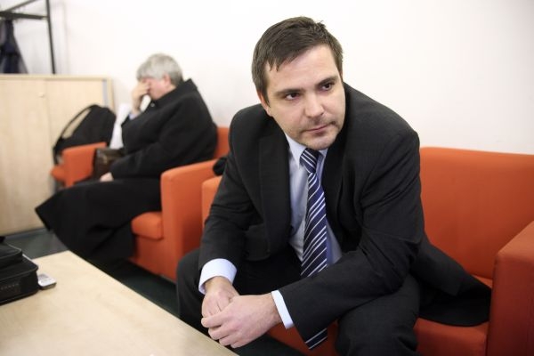 Karel Březina je trestně stíhán.