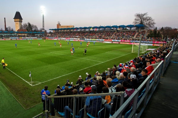 Atmosféra v Budějovicích odpovídala kvalitě předvedené hry. Atmosféra v Budějovicích odpovídala kvalitě předvedené hry.