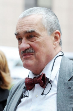 Karel Schwarzenberg nevylučuje, že válka v Lybii bude ještě trvat dlouho.