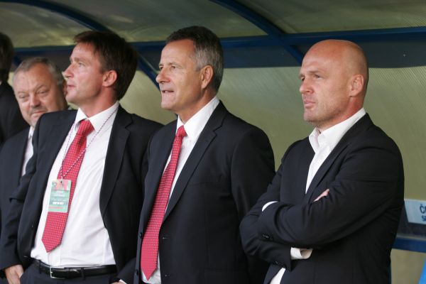 Vladimír Šmicer (vlevo), vedle něj František Komňacký a Michal Bílek.
