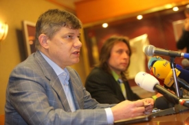 Plán na úvěr od Penty a společnosti E-Invest by do sportu žádné peníze nepřinesl.