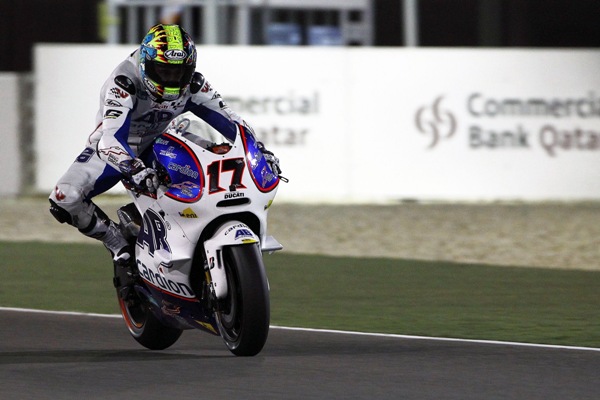 Karel Abraham na stroji Ducati. Karel Abraham na stroji Ducati.