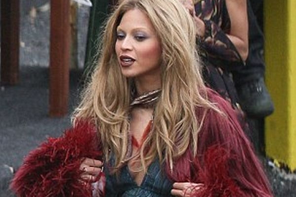 Zpěvačka Beyoncé zvolila hippie imag.
