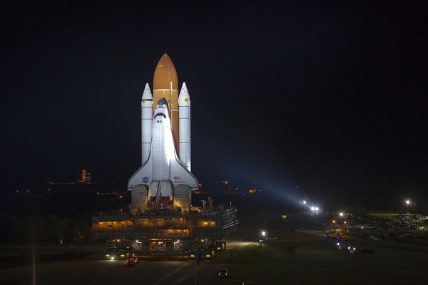 Endeavour si na svůj poslední start musí ještě počkat.