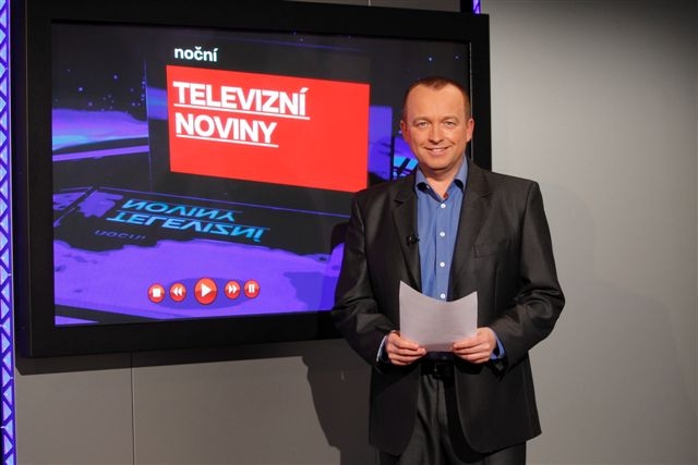 Noční Televizní noviny sledují statisíce lidí.
