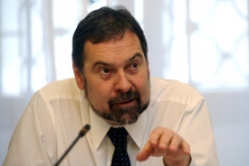Ministr vnitra Radek John.