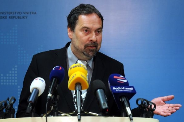 Ministr vnitra Radek John.