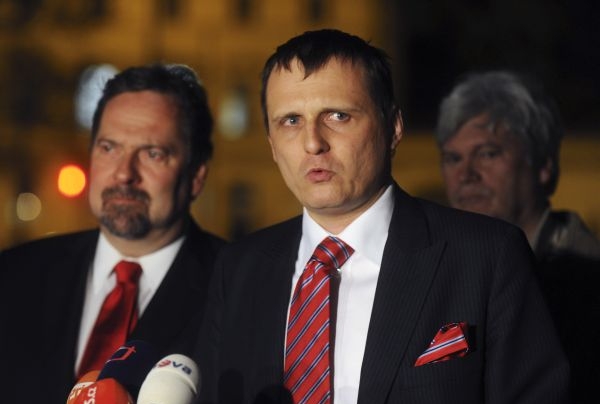 Vít Bárta popřel, že by Škárku uplácel.