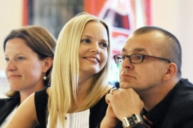 Směnkou si prý Bárta pojistil i stranickou věrnost své manželky Kateřiny Klasnové.