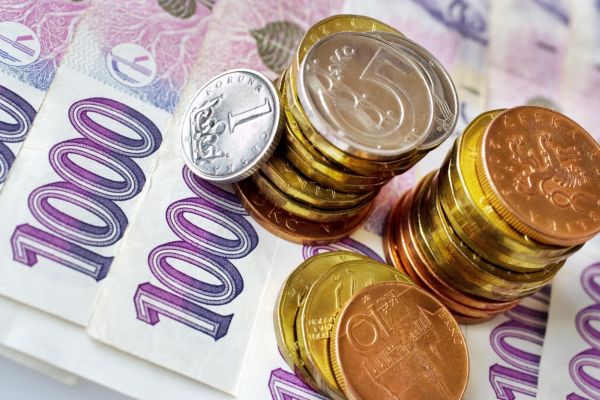 Česká koruna je nejsilnější od listopadu 2009.