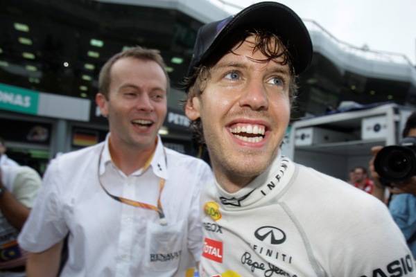 Sebastian Vettel z Red Bullu suverénně ovládl Velkou cenu Malajsie.