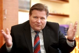 Místopředseda ČSSD Zdeněk Škromach chce přenechat místo mladším.