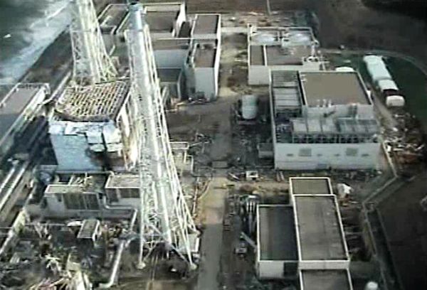 Poškozený čtvrtý blok jaderné elektrárny Fukušima. 