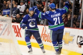 Vydrží dosud suverénnímu Vancouveru forma i v play-off?
