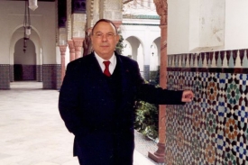 Dalil Boubakeur, rektor pařížské Velké mešity.