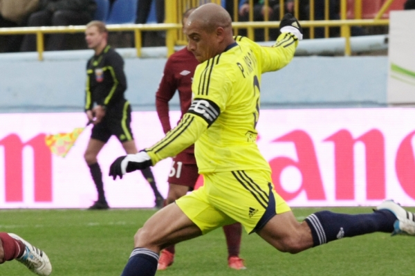 Roberto Carlos v ruské lize. Roberto Carlos v ruské lize.