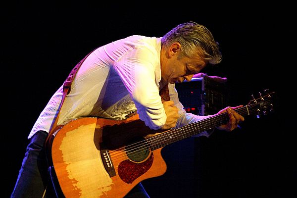 Tommy Emmanuel.