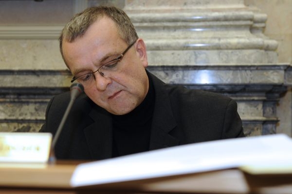 Současný ministr financí Kalousek mlžil nedávno. Současný ministr financí Kalousek mlžil nedávno.