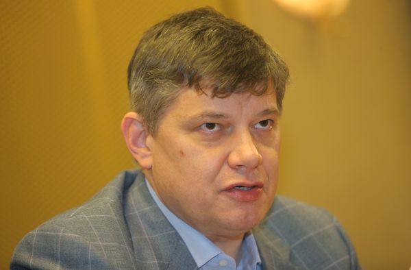 Aleš Hušák vyzývá věřitele sazky k veřejné debatě. Klidně v O2 areně.
