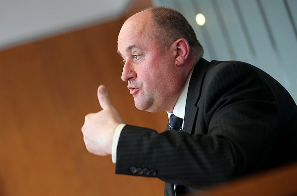 Prezident NKÚ František Dohnal neuspěl. Kontrola může začít.