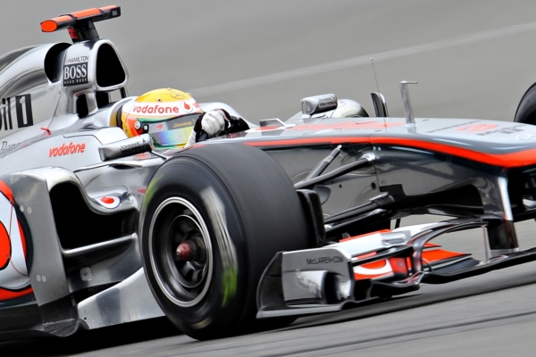 Lewis Hamilton ukončil letošní Vettelovu nadvládu. Lewis Hamilton ukončil letošní Vettelovu nadvládu.