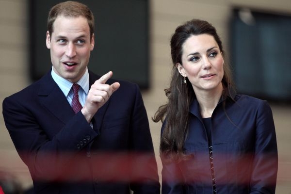 Britský princ William se svou snoubenkou Kate Middletonovou.