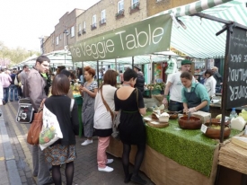 Moderní Angličané milují vegetariánské potraviny.