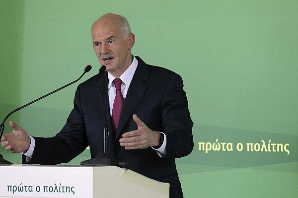 Řecký premiér Jorgos Papandreu. Řecký premiér Jorgos Papandreu.